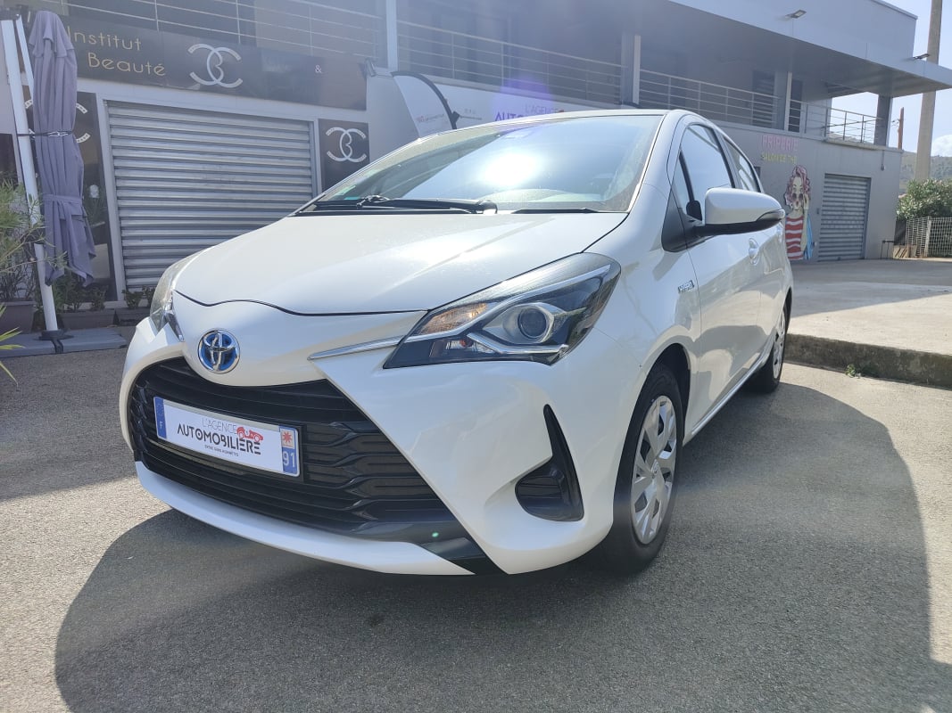 Toyota Yaris 1.5 VVTI HYBRID 100H 75 FULL-HYBRID FRANCE BVA — 1