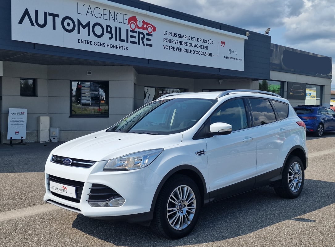 Ford Kuga 2.0 TDCi 16V Titanuim 4x2 140 cv — 1