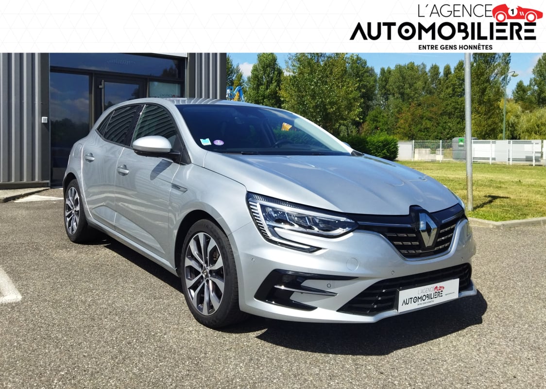 Renault Megane IV 1.3 TCe 140 FAP Intens — 1