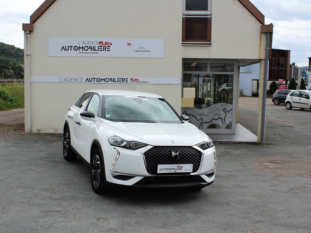 DS DS 3 BLUE HDI 110 CH SO CHIC — 1