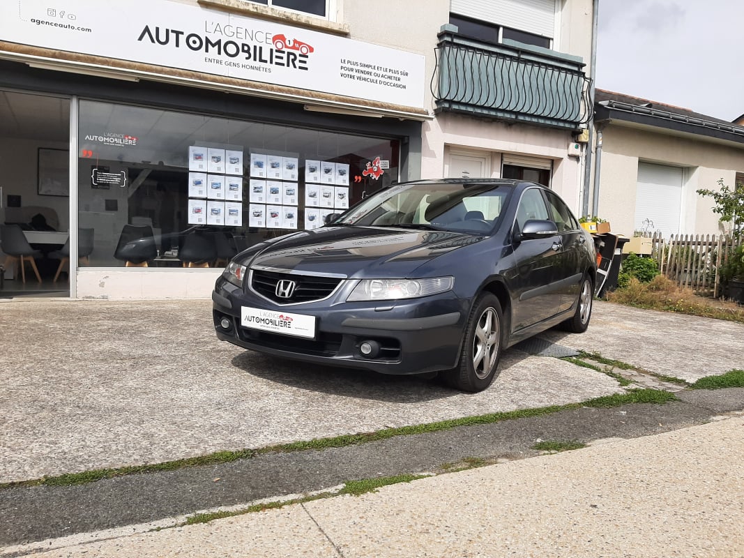 Honda Accord VII 2.2 i-CDTi 16V 140 Sport 1ère main — 1