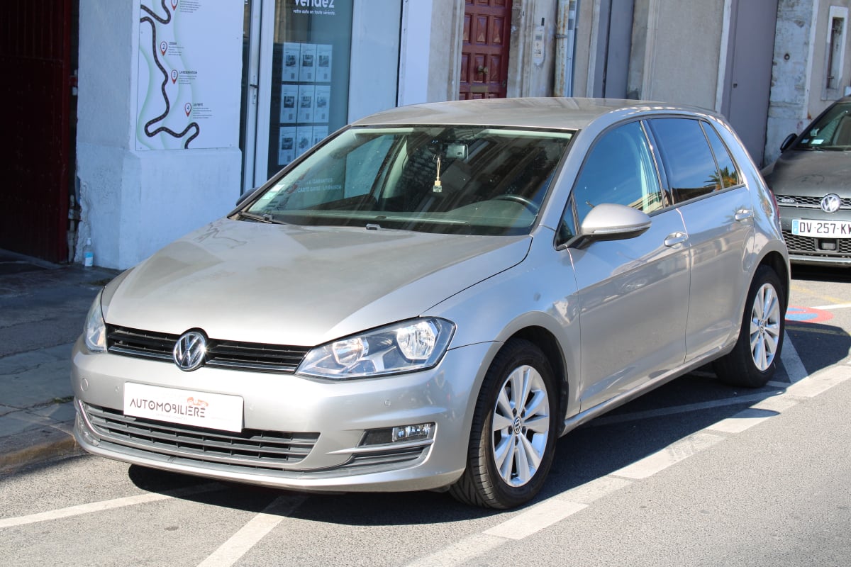 Volkswagen Golf 1.6 TDI 105 CONFORT LINE DSG BVA — 1