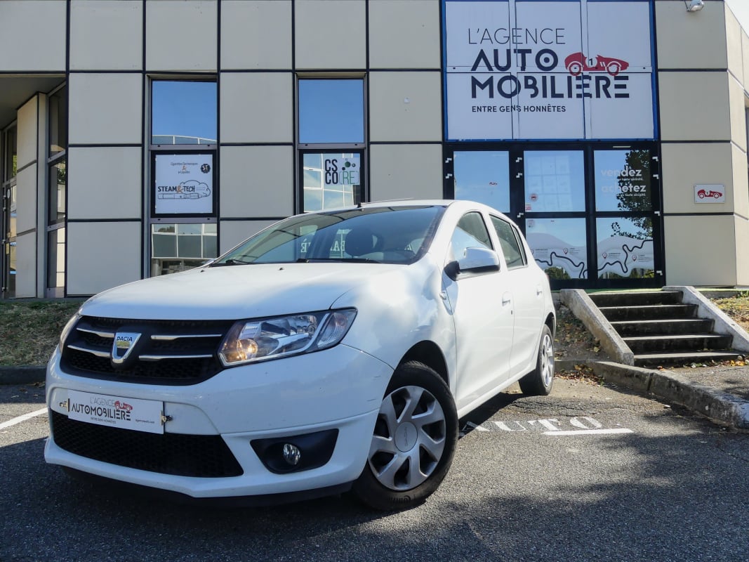 Dacia Sandero 1.5 DCI 75 LAUREATE — 1