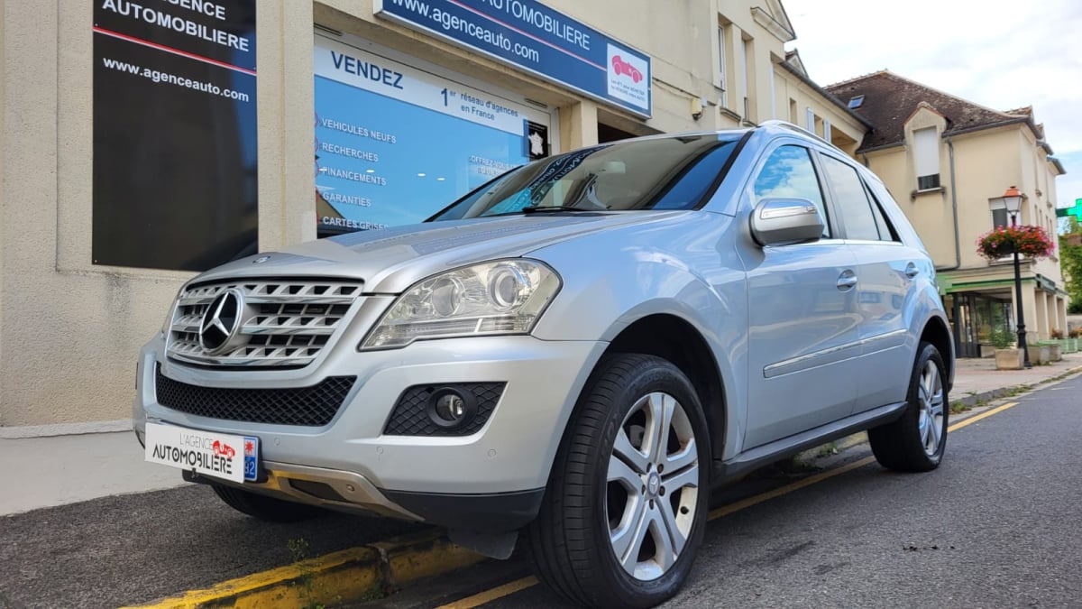 Mercedes-Benz ML 280 CDI V6 4-Matic suivi complet! — 1
