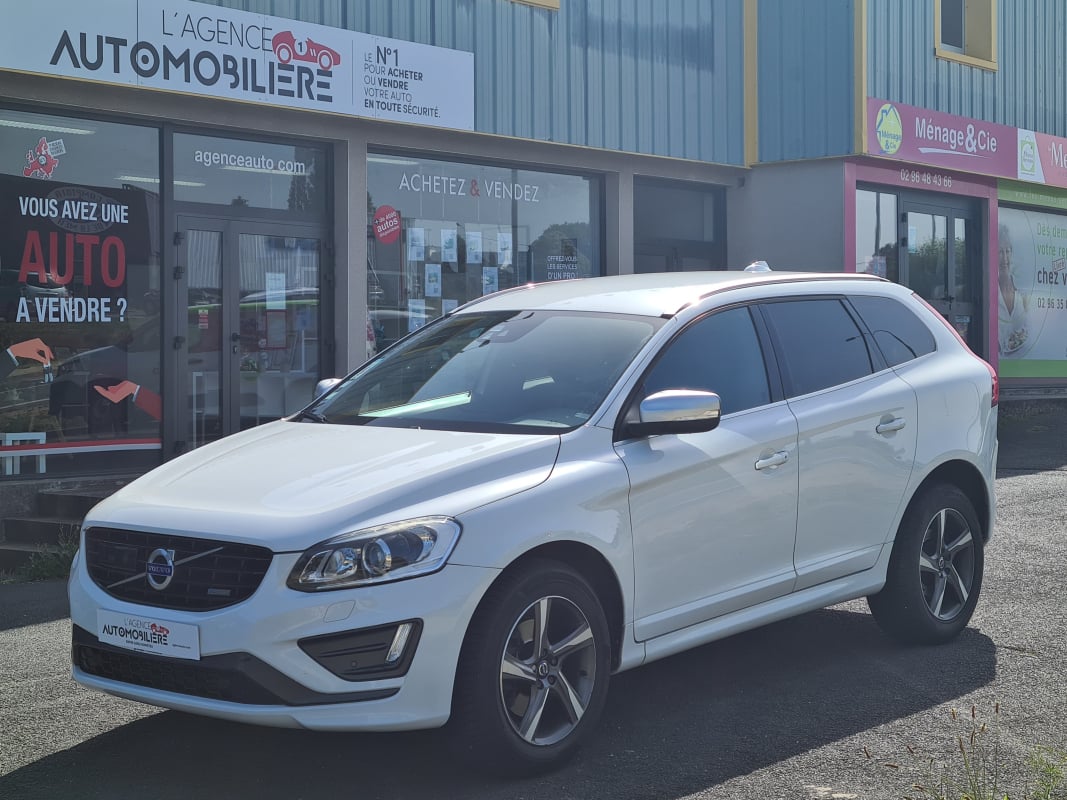 Volvo XC60 2.0 TDI 181CV R-DESIGN — 1
