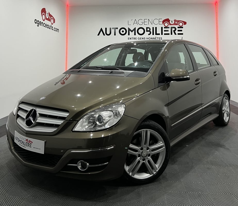 Mercedes-Benz Classe B CLASSE B 180 CDI 110CV CVT AUTOTRONIC SPORT GPS/BLUETOOTH/RADAR AV-AR/TOIT PANO — 1