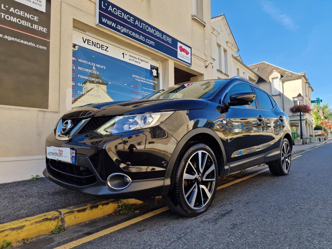 Nissan Qashqai 1.2 115cv TEKNA SUPERBE ETAT — 1