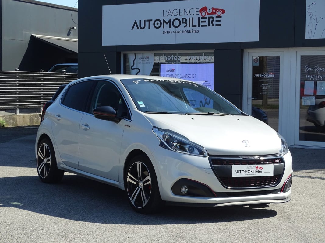 Peugeot 208 1.6 Blue HDi 100 ch GT LINE BVM5 - CARPLAY - ANDROID AUTO — 1