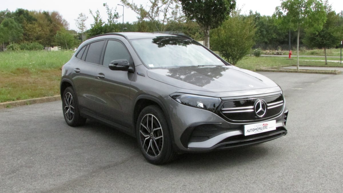 Mercedes-Benz EQA 250 AMG LINE 190CH — 1