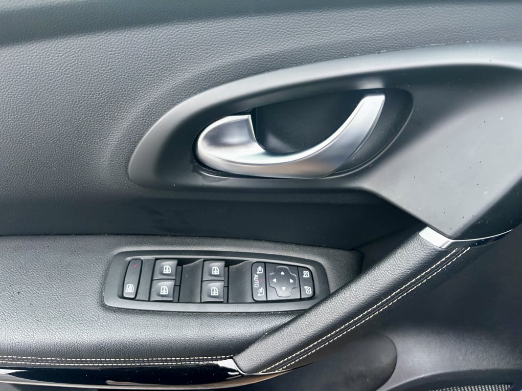 Renault Kadjar 1.5 dci 115 ch EDC7 4x2 GRAPHITE — 27