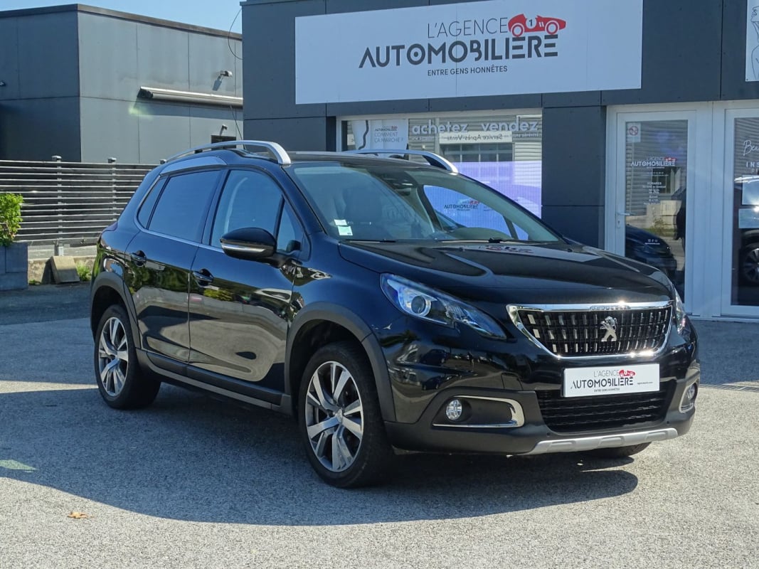 Peugeot 2008 1.2 PureTech 110 ch ALLURE EAT6 - TOIT PANO - GRIP CONTROL - CAMERA — 1