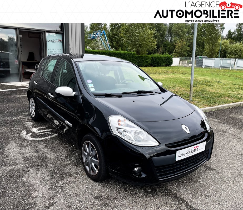 Renault Clio III 1.2 Zen 75CV — 1