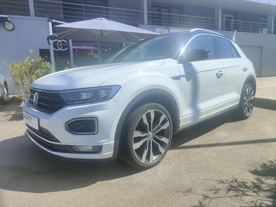 Volkswagen T-roc 1.5 TSI 150 EVO R-LINE — 1