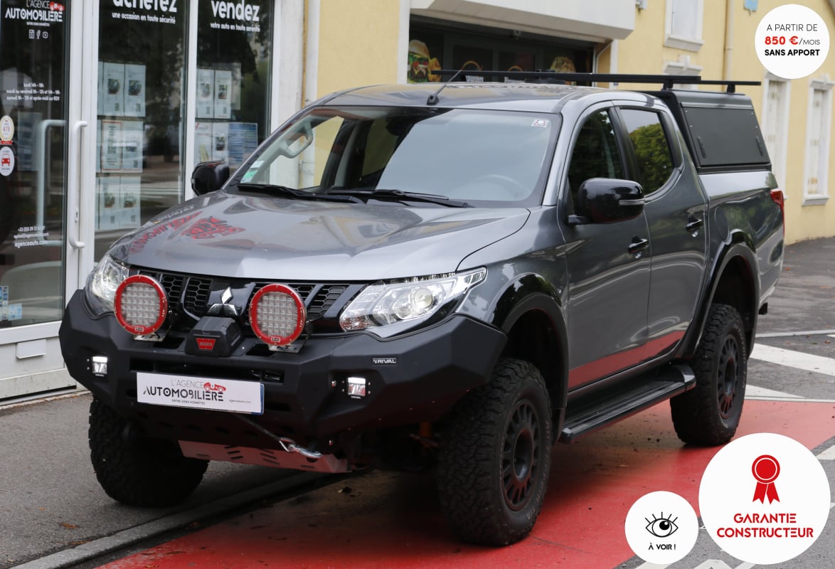 Mitsubishi L200 Double Cabine 2.4 DI-D 181 Black Collection 4WD BVA (15 000.00 de configuration, 1ère main...) — 1