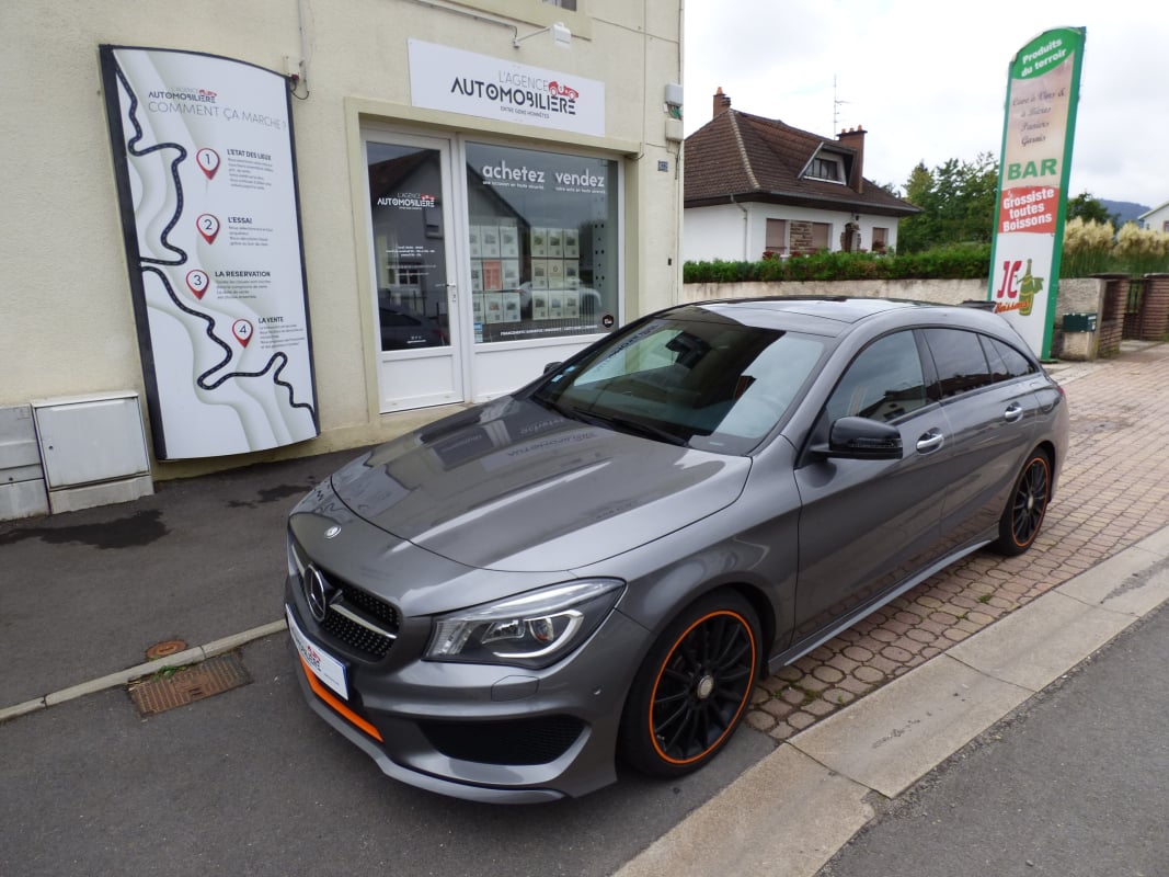 Mercedes-Benz Classe CLA 220 D Fascination Orange Art Edition Pack Sport AMG 175 4matic 7G-Tronic X117 — 1