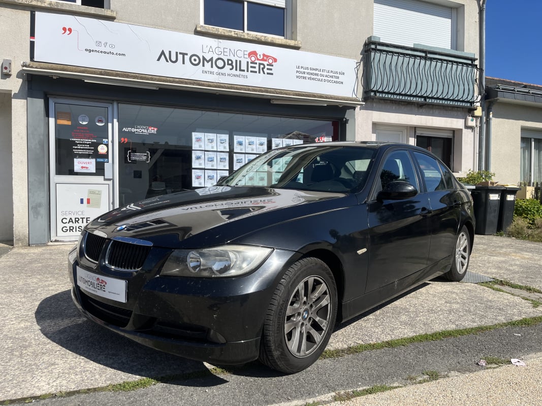 BMW Série 3 320d 177cv Confort Ecran GPS — 1