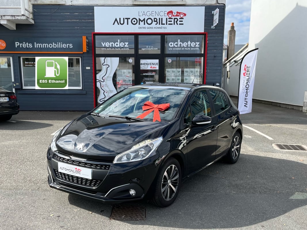 Peugeot 208 Ethanol E85 1,2 82 CV BVM5 Allure — 1