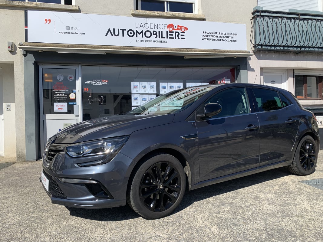 Renault Megane IV - 1.2L TCE 130 cv - GT LINE - Caméra de recul — 1