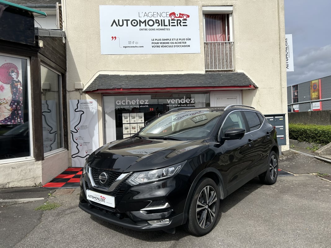 Nissan Qashqai 1.5 DCI 115 N-CONNECTA 2WD — 1