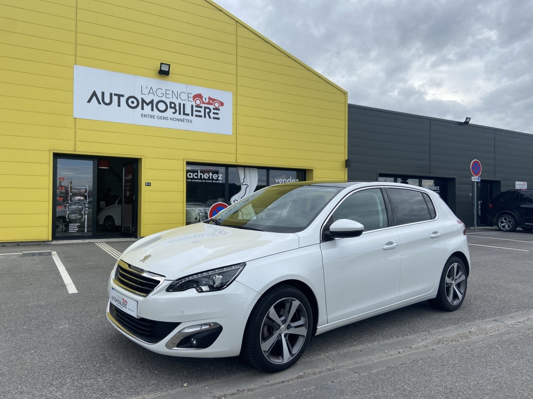 Peugeot 308 1l2 e-THP 130cv feline — 1