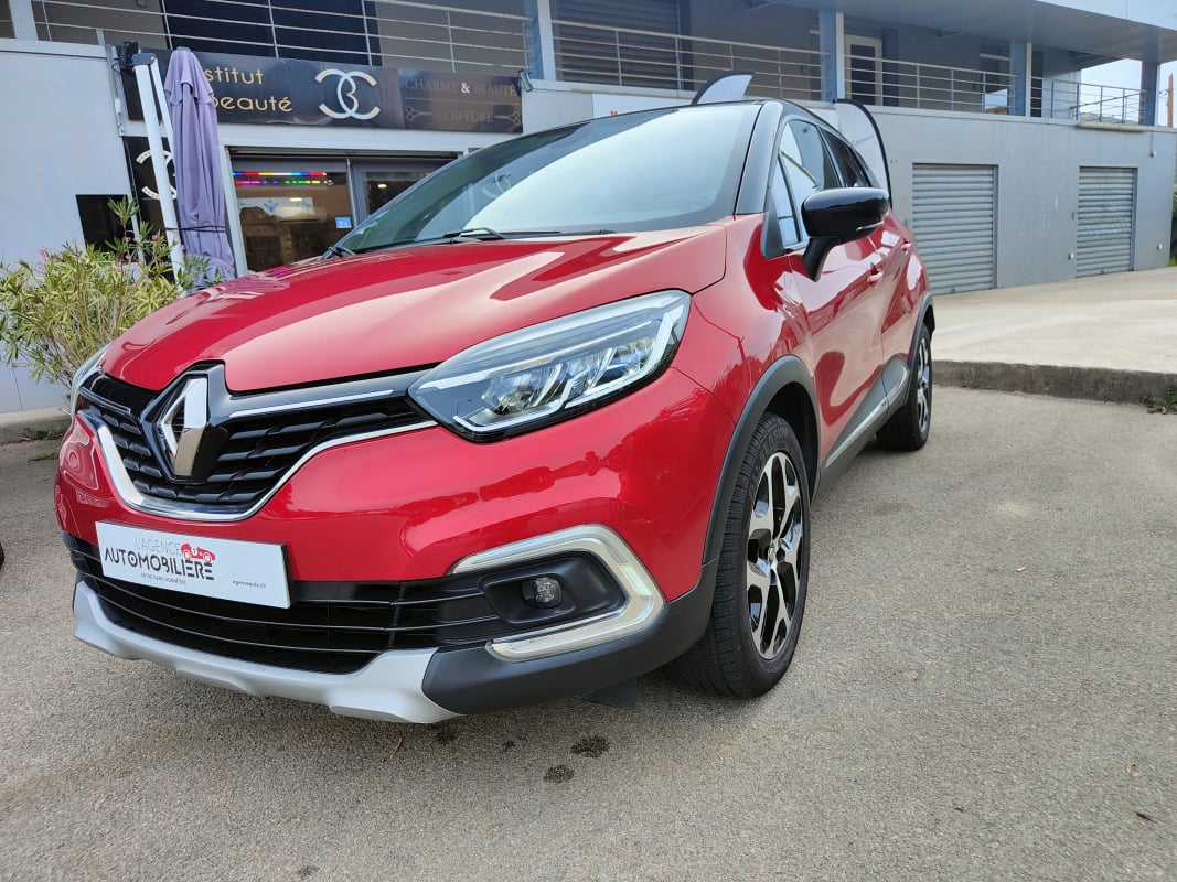 Renault Captur 1.3 TCE 150 INTENS — 1