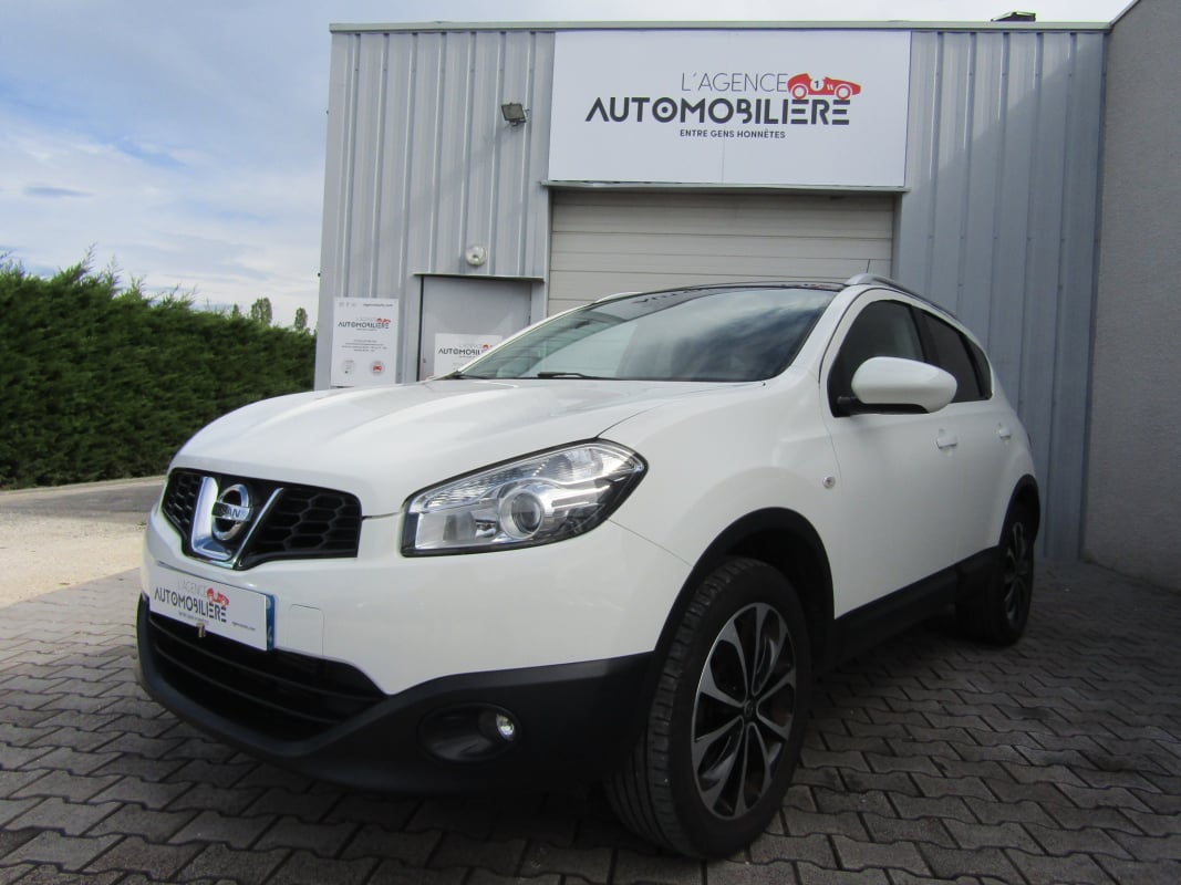 Nissan Qashqai 1.5DCI CONNECT EDITION 2WD — 1