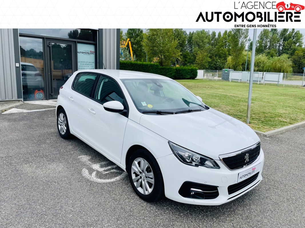 Peugeot 308 BlueHDi S&S EAT8 Active Business 130CV — 1