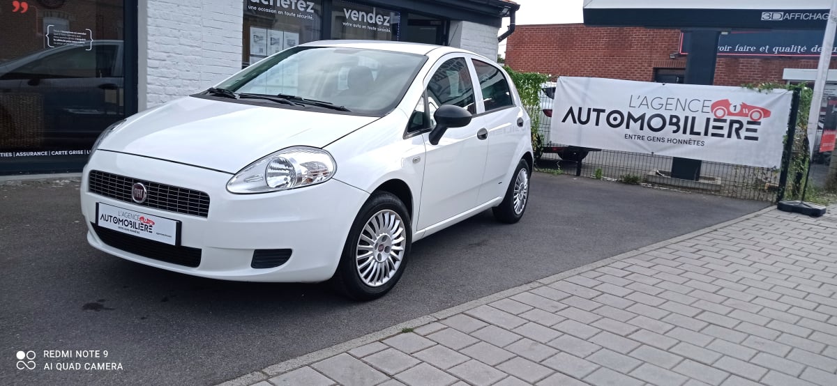 Fiat Grande Punto 1.2 DYNAMIC 65 1ERE MAIN 30.999KM — 1