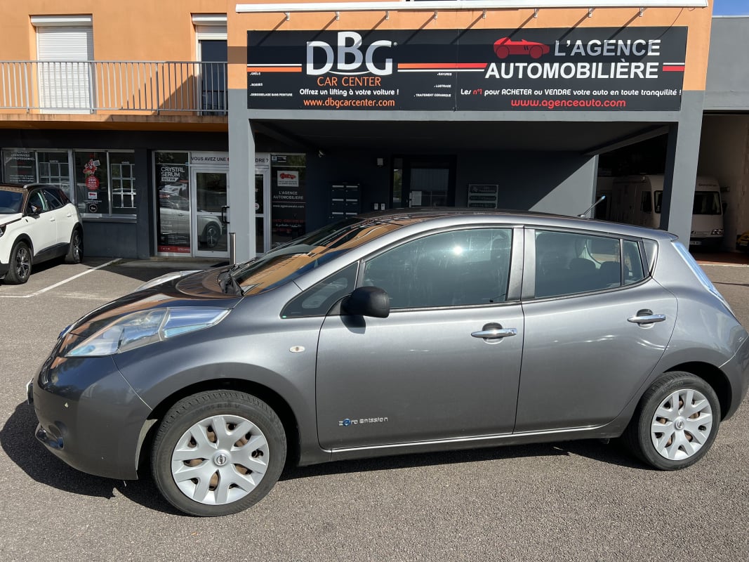 Nissan Leaf Phase 2 24 kWh 109 cv Boîte auto — 1