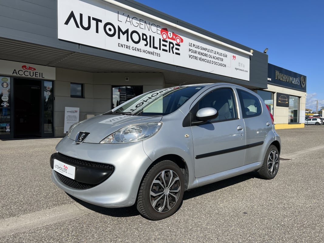 Peugeot 107 1.0 68 ch TRENDY — 1
