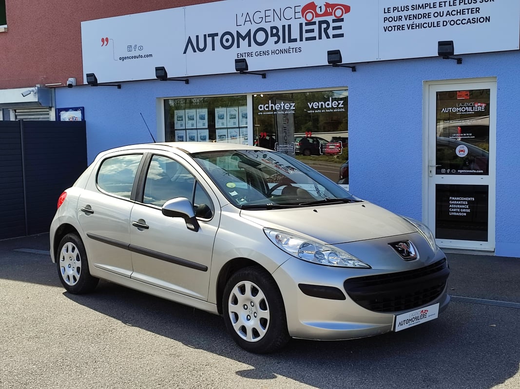 Peugeot 207 1.4 16v 90ch Trendy — 1