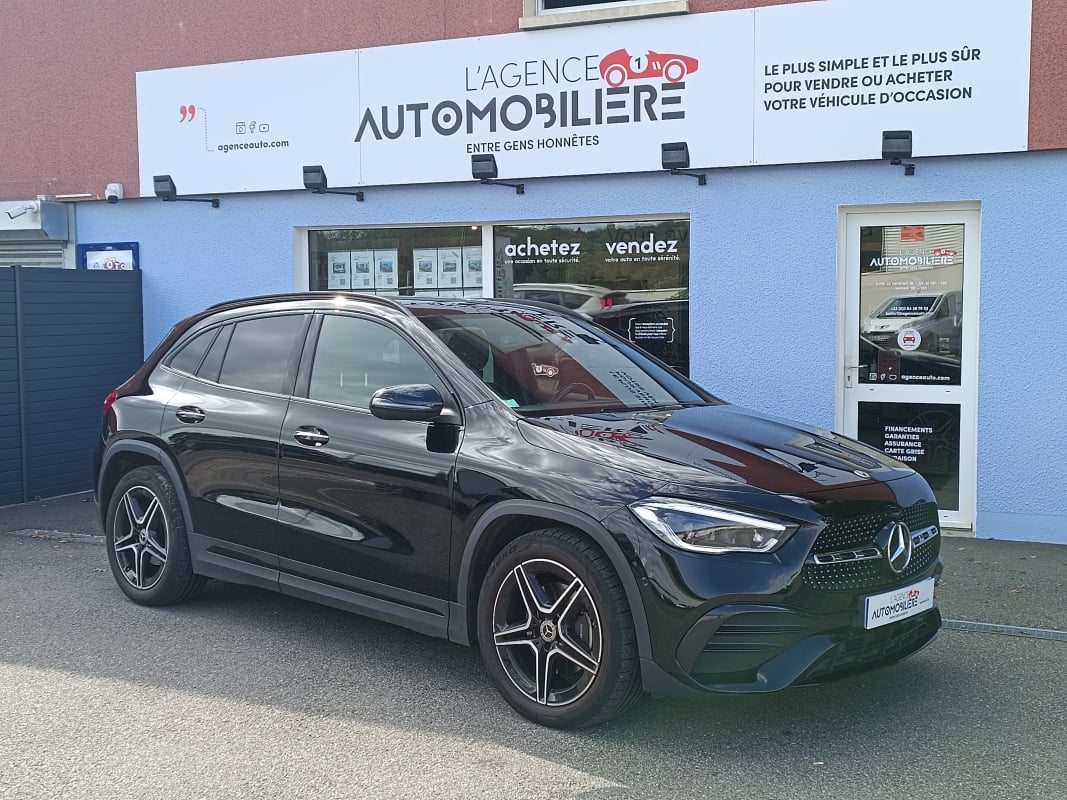 Mercedes-Benz Classe GLA 200D 150CH AMG LINE 8G DCT 1ère main — 1