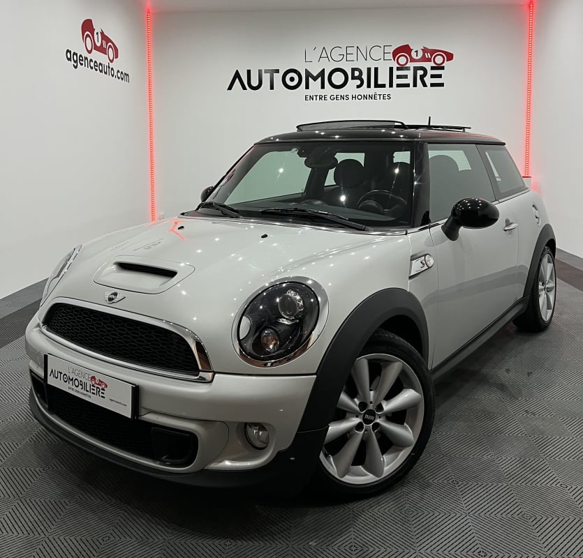 Mini Cooper COOPER S 1.6 184CV BVM6 TOIT PANO OUVRANT/GPS/CUIR-TISSU/BLUETOOTH — 1