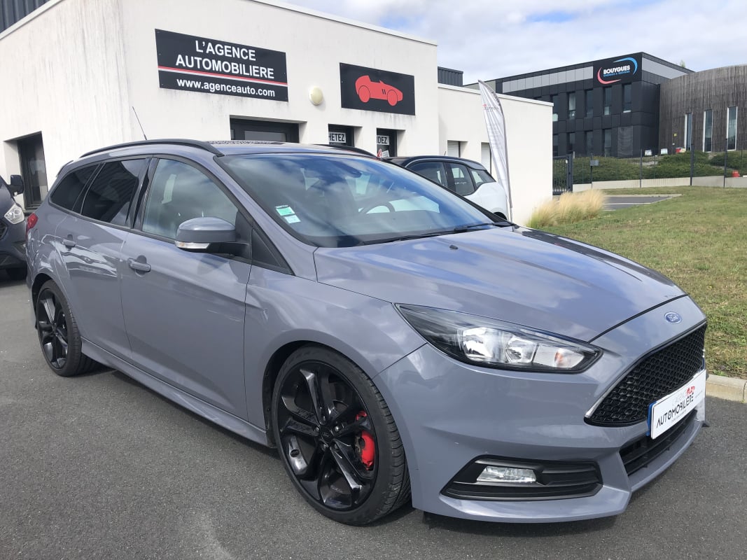 Ford Focus SW III Ph2 ST 2.0 Ti-VCT 16V EcoBoost 250ch — 1