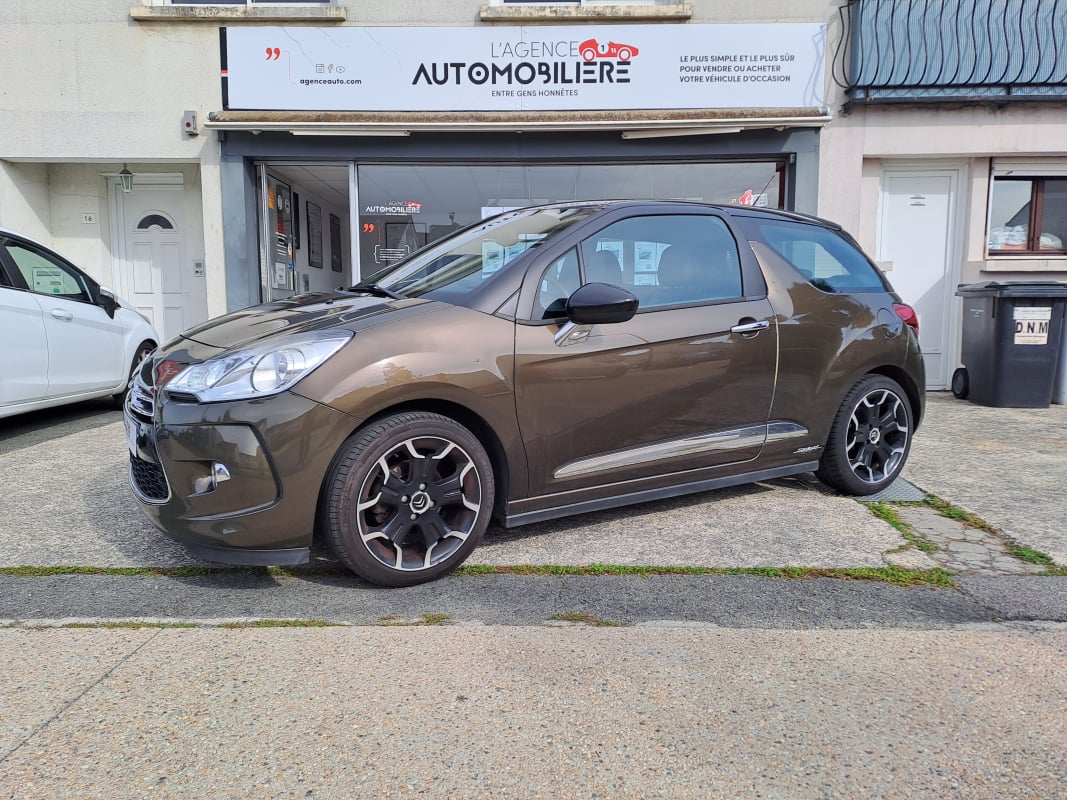 Citroen DS3 1,4 VTi 95cv Airdream SPORT CHIC - CUIR — 1