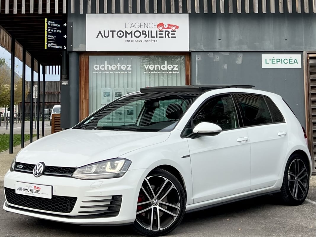 Volkswagen Golf VII 2.0 TDi 184 GTD Sport & Sound DSG6 — 1