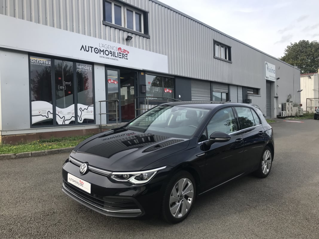 Volkswagen Golf VIII 1.5 TSI 150 CH — 1