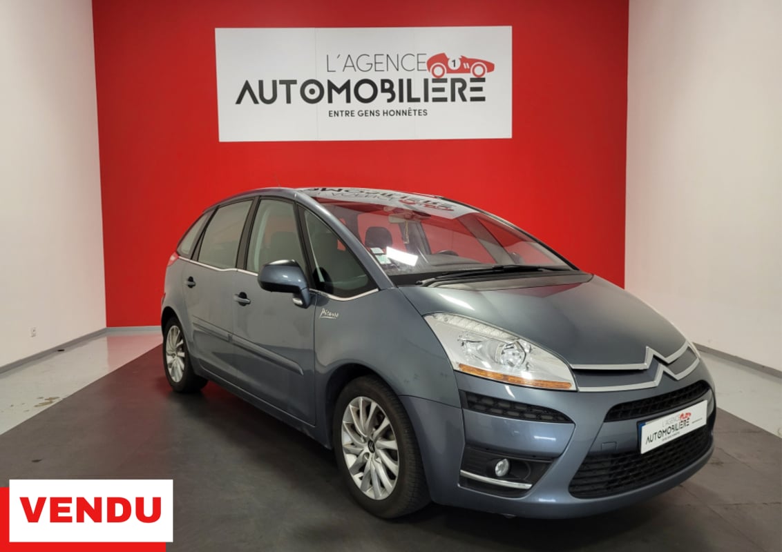 Citroen C4 Picasso 1.6 HDi 110 FAP + DISTRIBUTION OK et ATTELAGE — 1