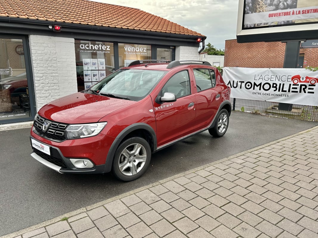 Dacia Sandero STEPWAY TCE 90 E6C — 1