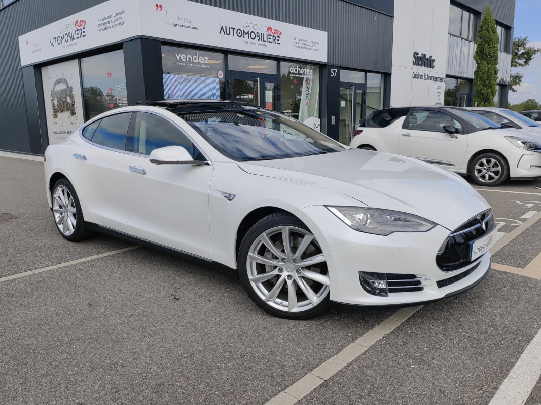 Tesla Model S S 70D 332 DUAL MOTOR — 1