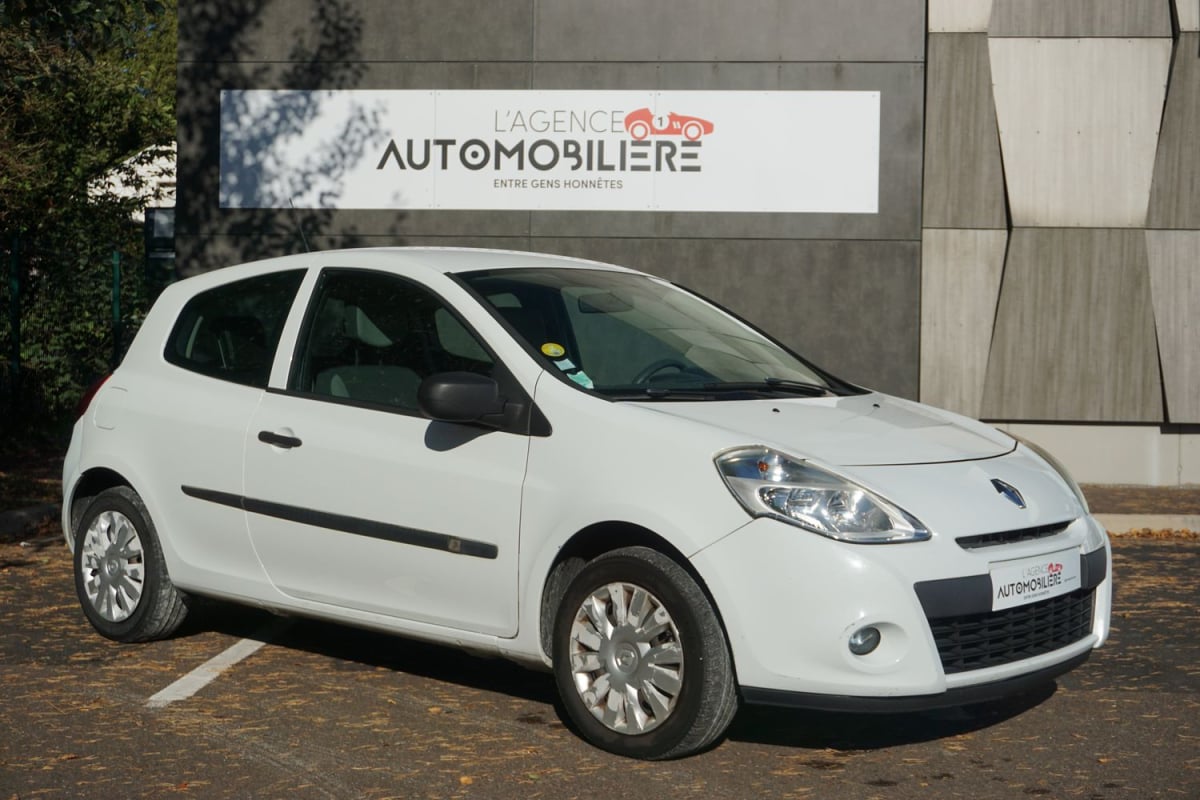 Renault Clio 1.5 dCi 75 ch 3portes 5 places — 1