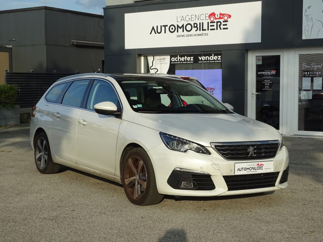 Peugeot 308 SW Phase II 2.0 HDi 150 ch ALLURE BVM6 - TOIT PANORAMIQUE — 1