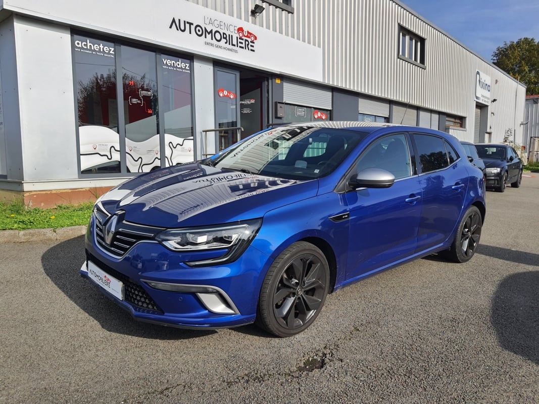 Renault Megane IV 4 1.3 TCE 140 GT-LINE GARANTIE 12 MOIS — 1