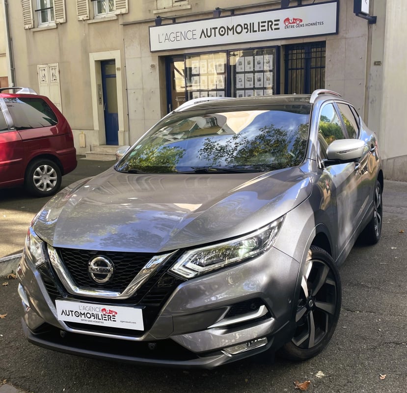 Nissan Qashqai 1.3 DIGT 140 TEKNA PLUS 2WD — 1