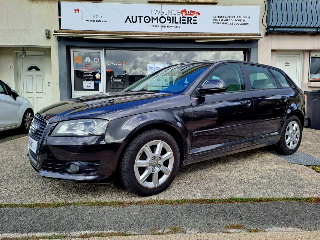 Audi A3 Sportback Série 2 1.4 TFSi DSG 125 cv Ambition luxe BOITE AUTO — 1