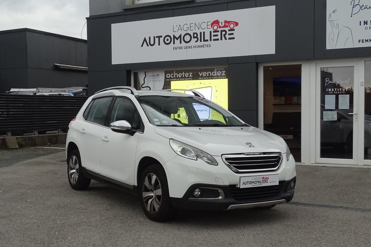 Peugeot 2008 1.6 HDI 92 CV Allure — 1