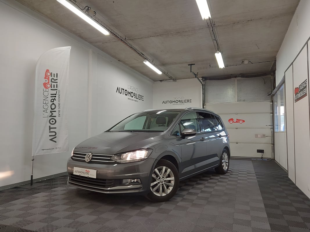 Volkswagen Touran III 1.6 TDI 110 BLUEMOTION TECHNOLOGY CONFORTLINE — 1