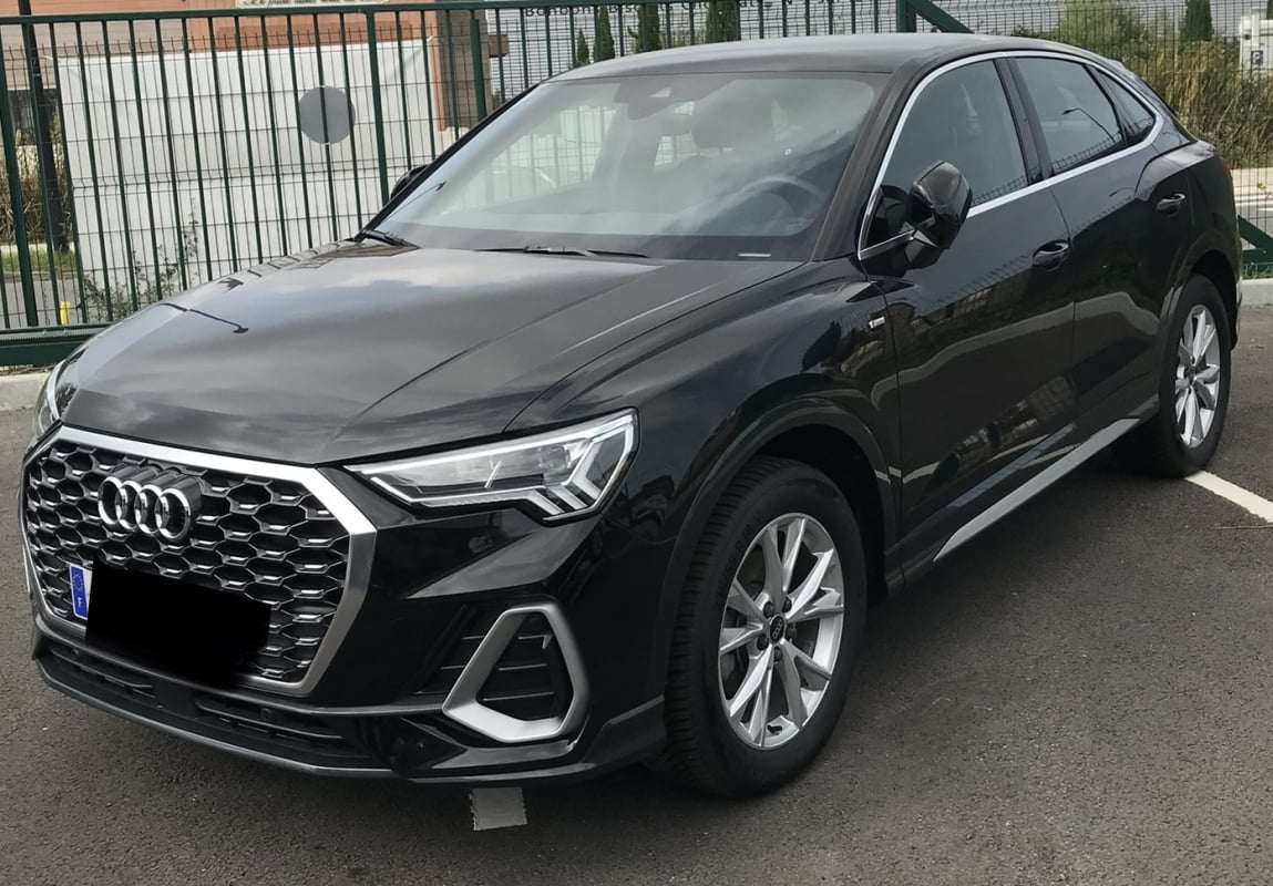 Audi Q3 Q3 SPORTBACK S-LINE 35 TFSI 150CV S-TRONIC 7 — 1