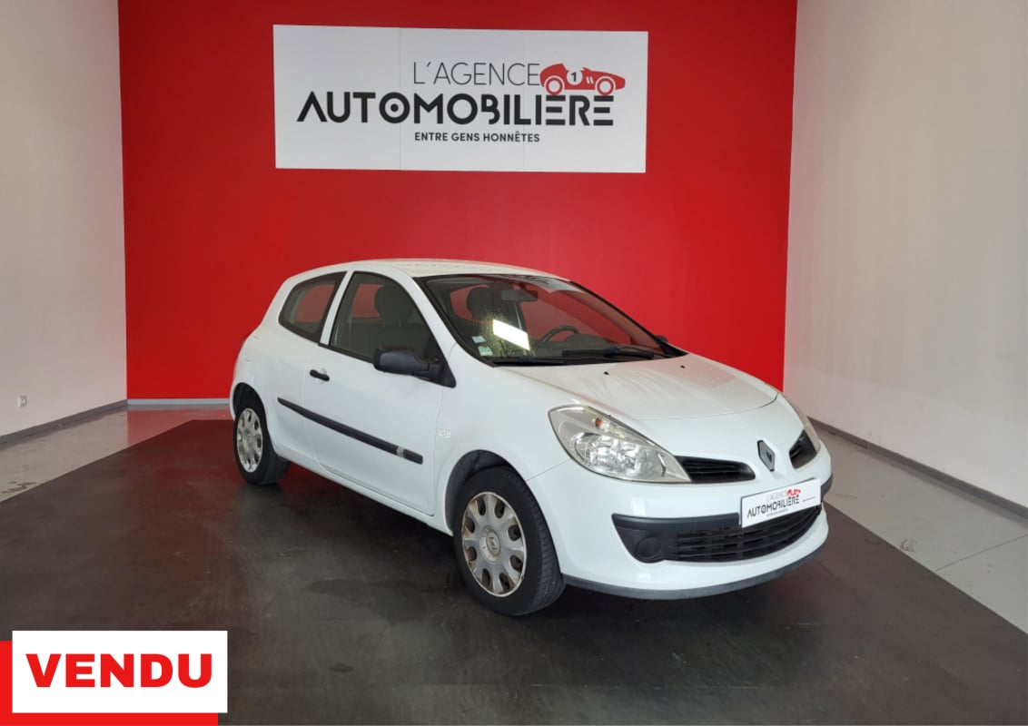 Renault Clio SOCIÉTÉ 1.5 DCI 65 — 1