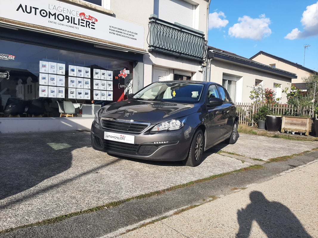 Peugeot 308 1.6 e-hdi 100 ch Active 1ère main 5 places — 1